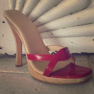 Red and tan platform. Size 8 made in the USA